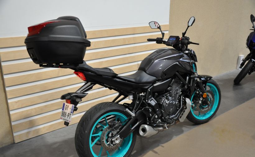YAMAHA MT-07 (47.5CV) 3