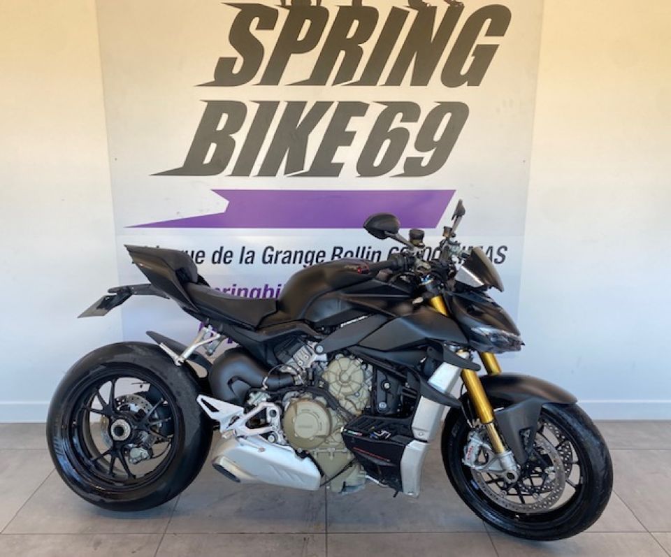 DUCATI STREETFIGHTER 8