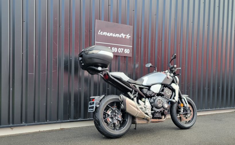 HONDA CB 1000 R 10