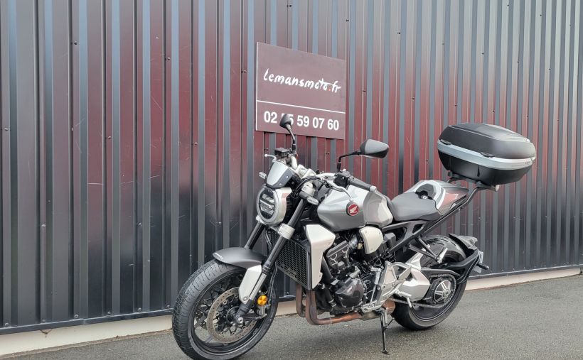 HONDA CB 1000 R 25