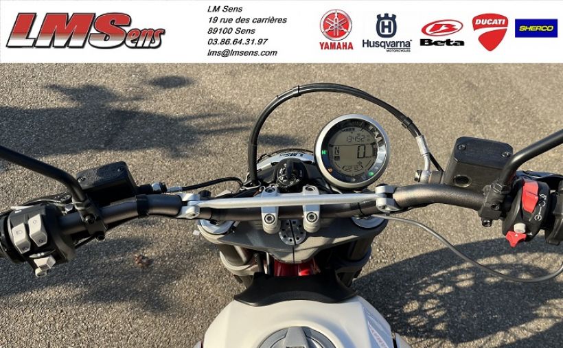 DUCATI SCRAMBL. DESERT 2