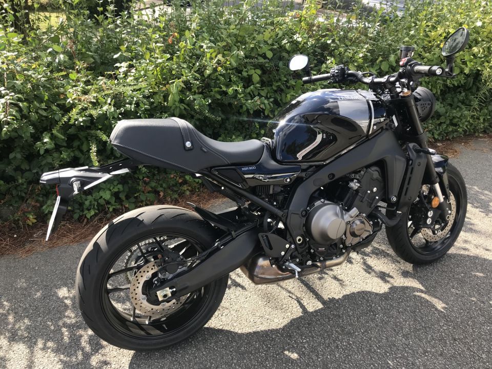 YAMAHA XSR 900 4