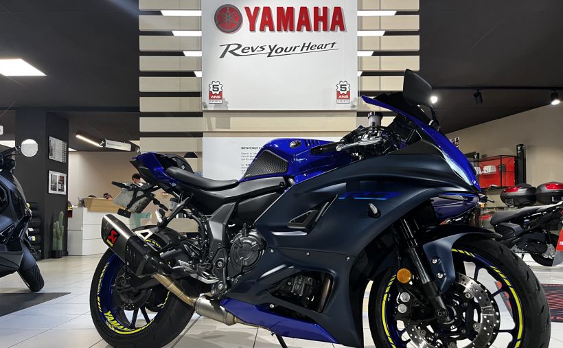 YAMAHA YZF-R7 0