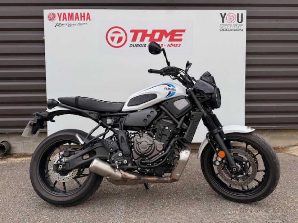 YAMAHA XSR 700 0