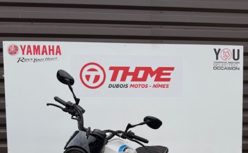 YAMAHA XSR 700 2