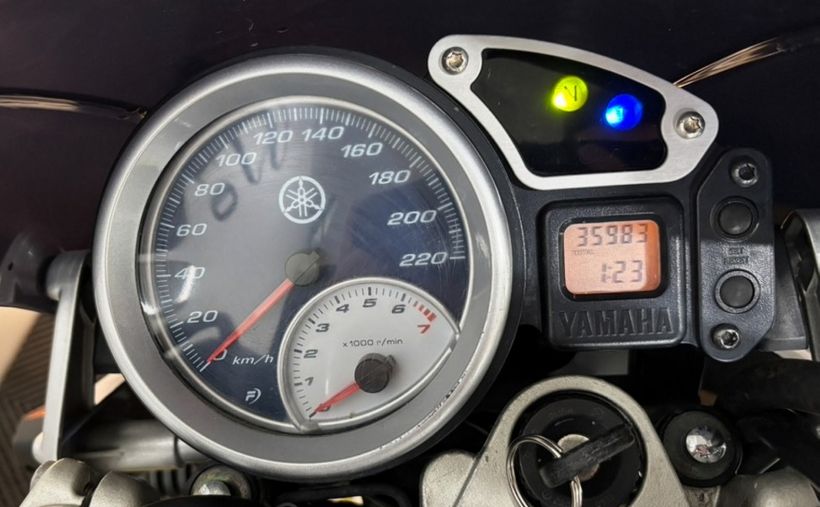 YAMAHA BT 1100 BULLDOG 4