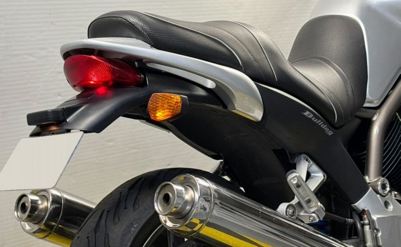 YAMAHA BT 1100 BULLDOG 10