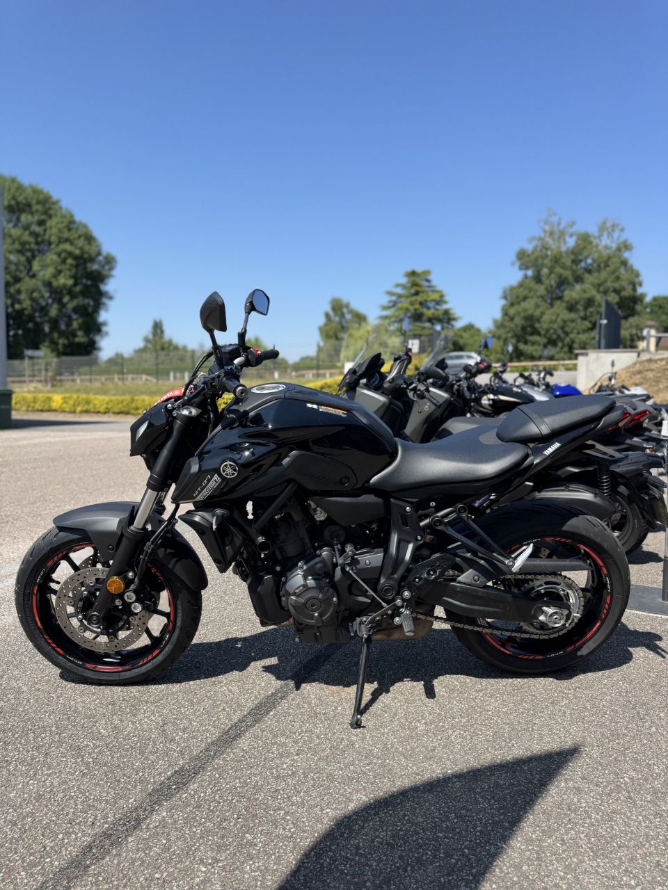 YAMAHA MT-07 8