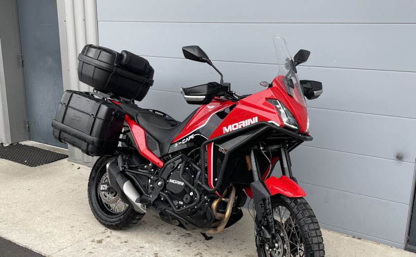 MOTO MORINI X-cape 650 1