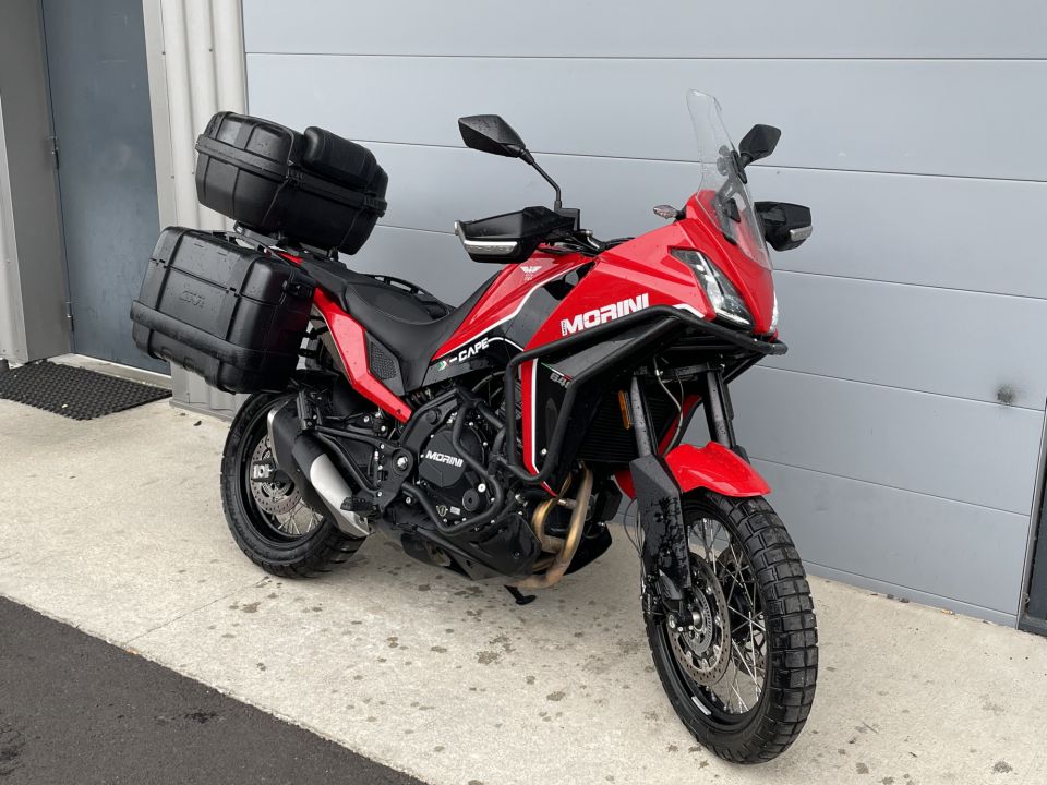 MOTO MORINI X-cape 650 1