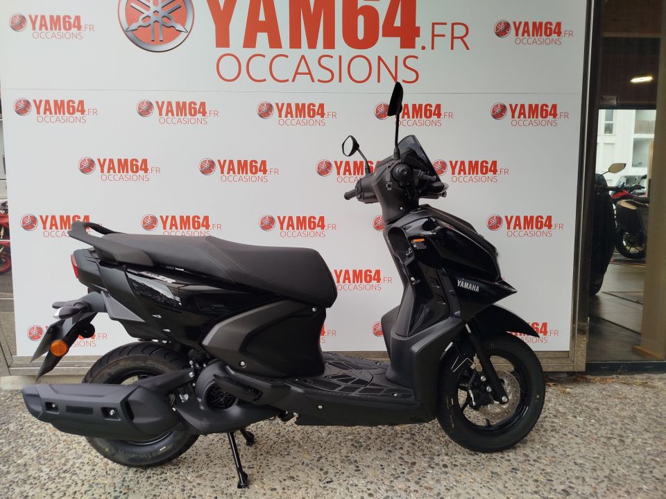 YAMAHA RayZR 125 0
