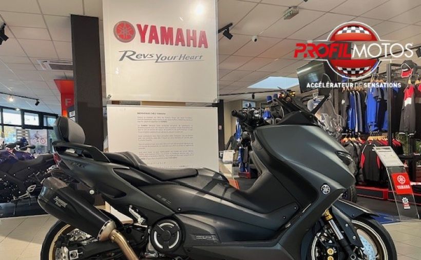 YAMAHA XP T-MAX 560 TECH MAX KAMO 3