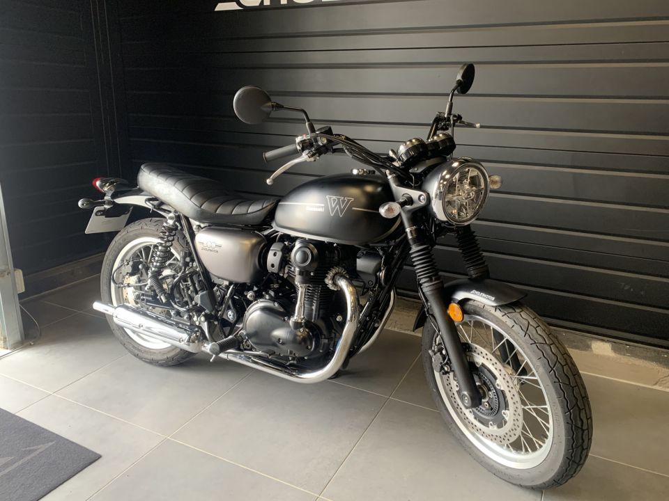 KAWASAKI W 800 12