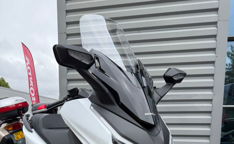 HONDA NSS FORZA 125 4