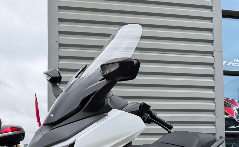HONDA NSS FORZA 125 0
