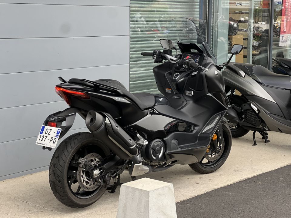 YAMAHA XP T-MAX 560 TECH MAX 2