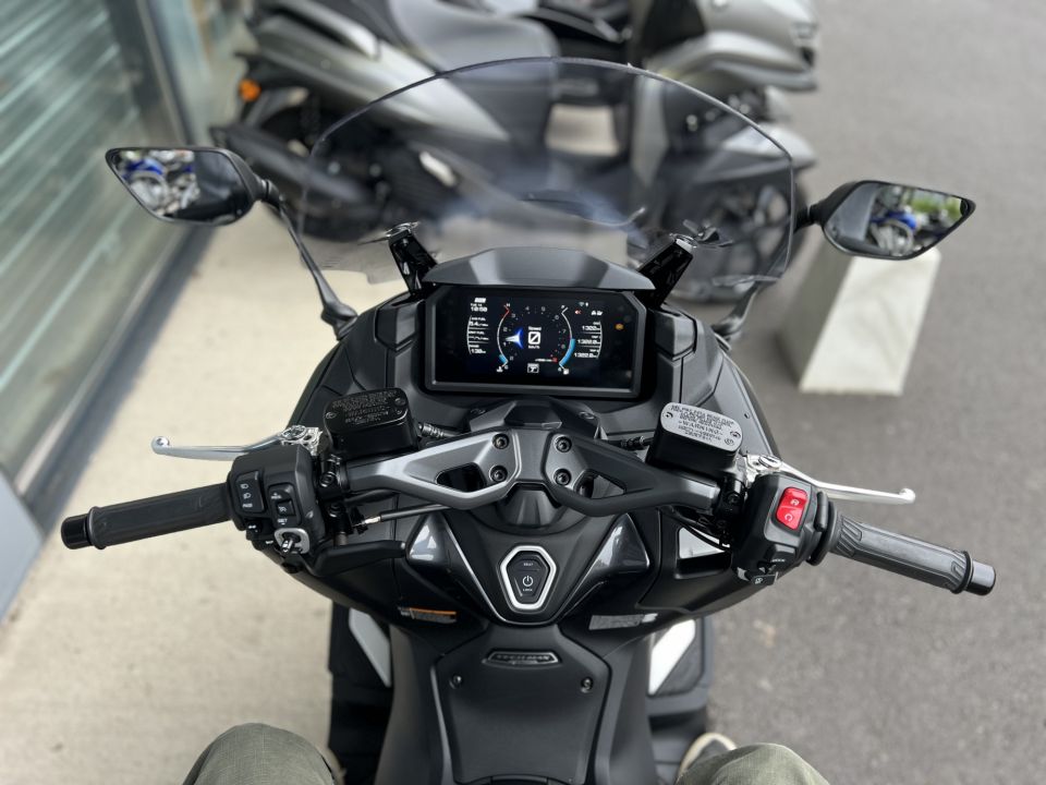 YAMAHA XP T-MAX 560 TECH MAX 6