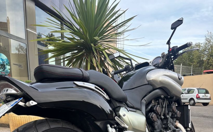 YAMAHA V-MAX 1700 1