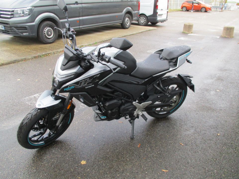 CF MOTO 125 NK 9