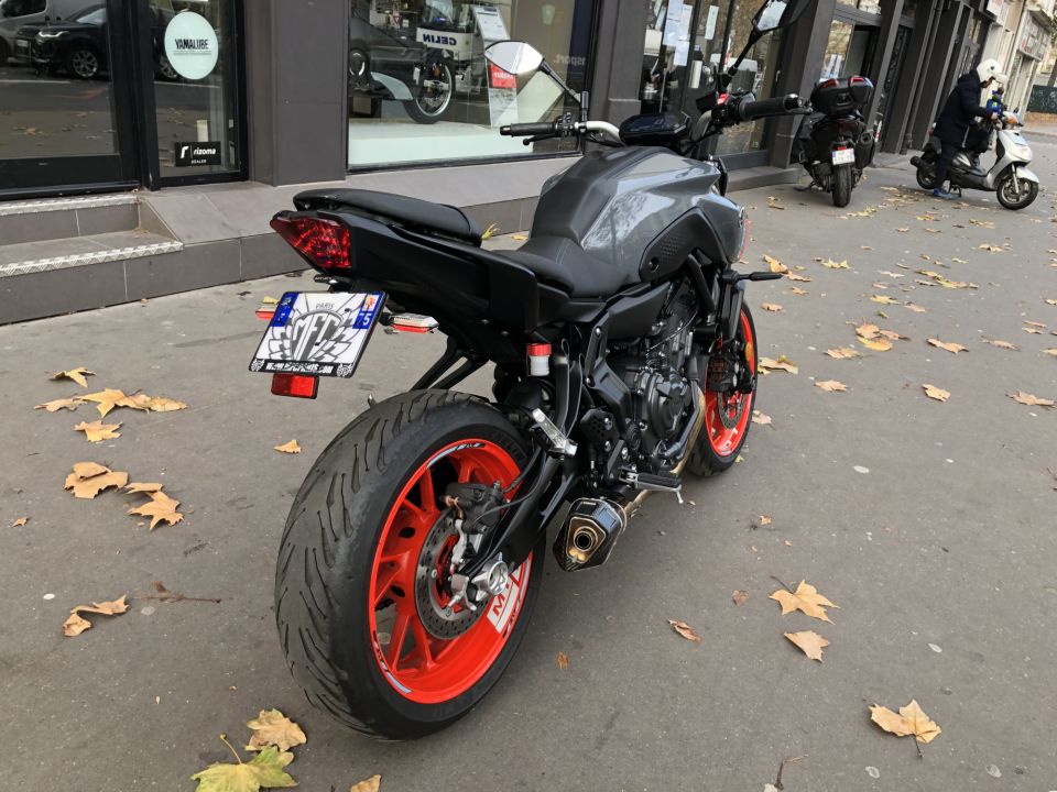 YAMAHA MT-07 (47.5CV) 10