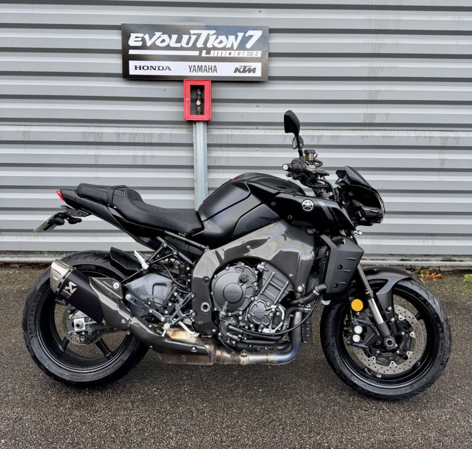 YAMAHA MT-10 0