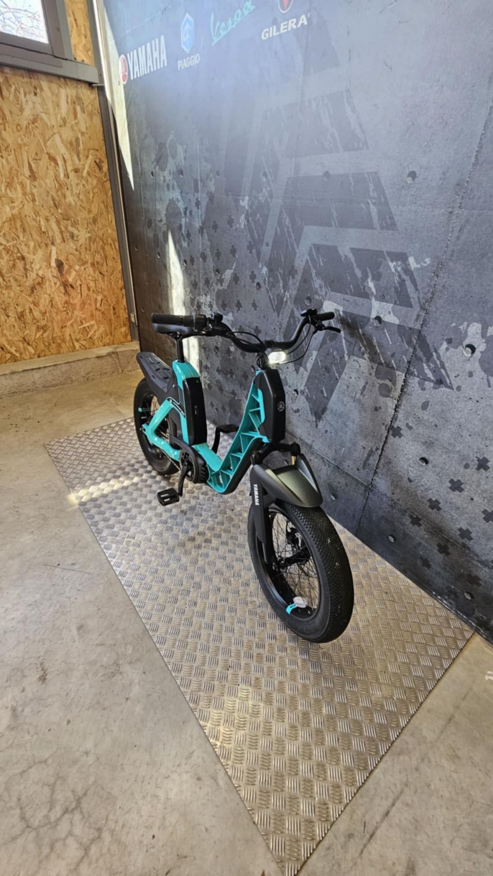 YAMAHA BOOSTER EASY ELETRIQUE 2