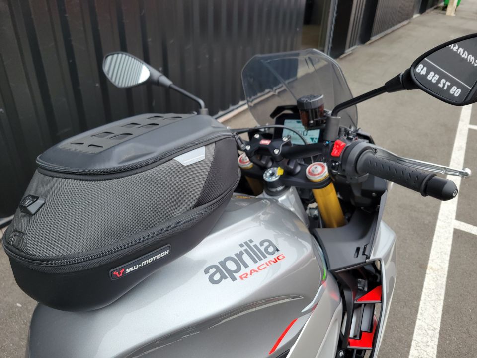 APRILIA TUONO 1000 V4 25
