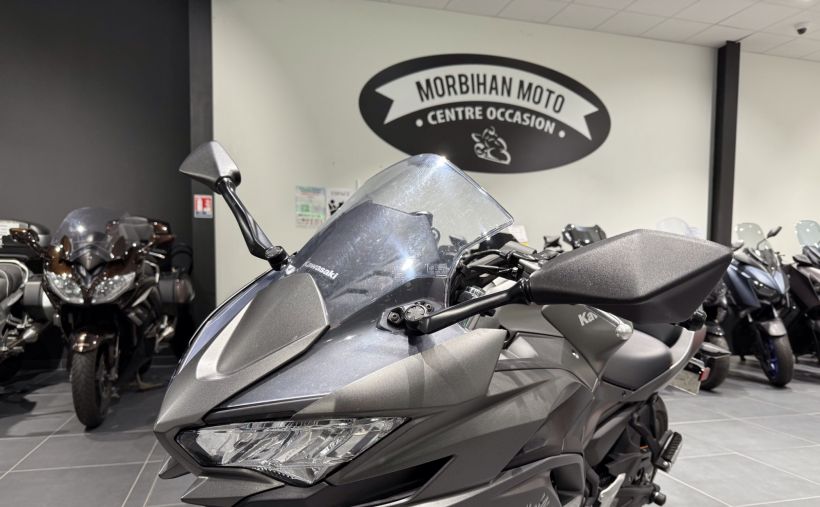 KAWASAKI NINJA 650 4