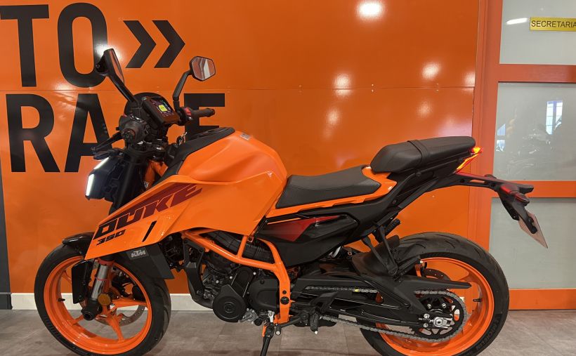 KTM 390 DUKE 1
