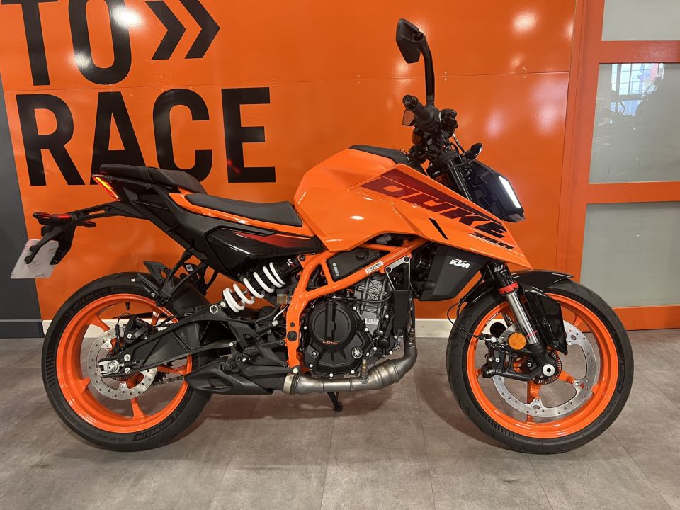 KTM 390 DUKE 0