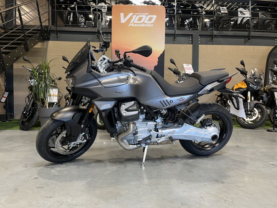 MOTO GUZZI V100  MANDELLO 15
