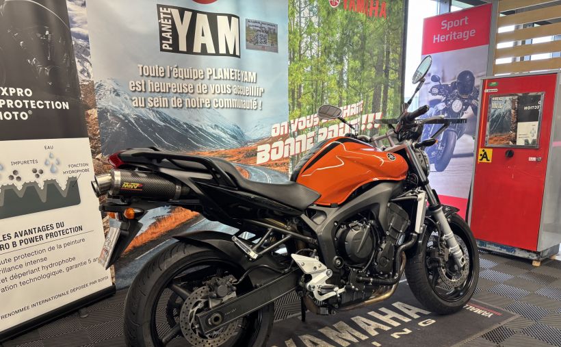 YAMAHA FZ6 (98CV) 2