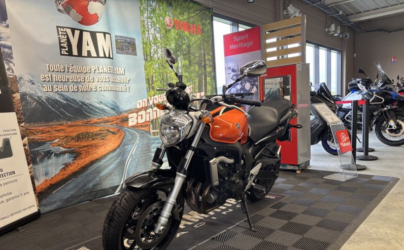 YAMAHA FZ6 (98CV) 6