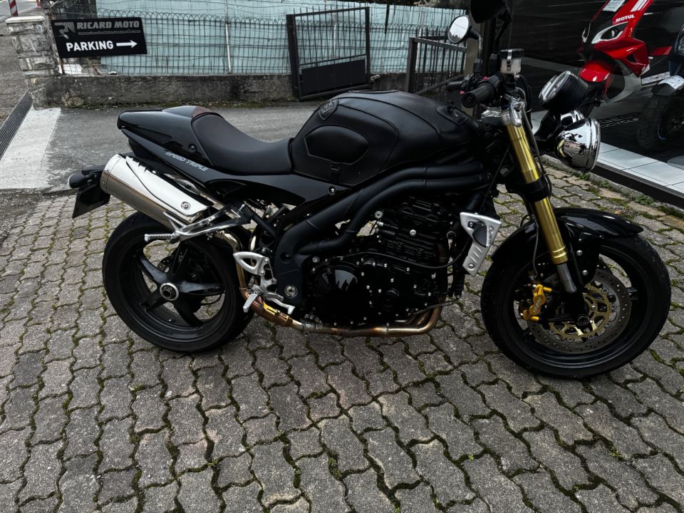 TRIUMPH SPEED TRIPLE 1050 0