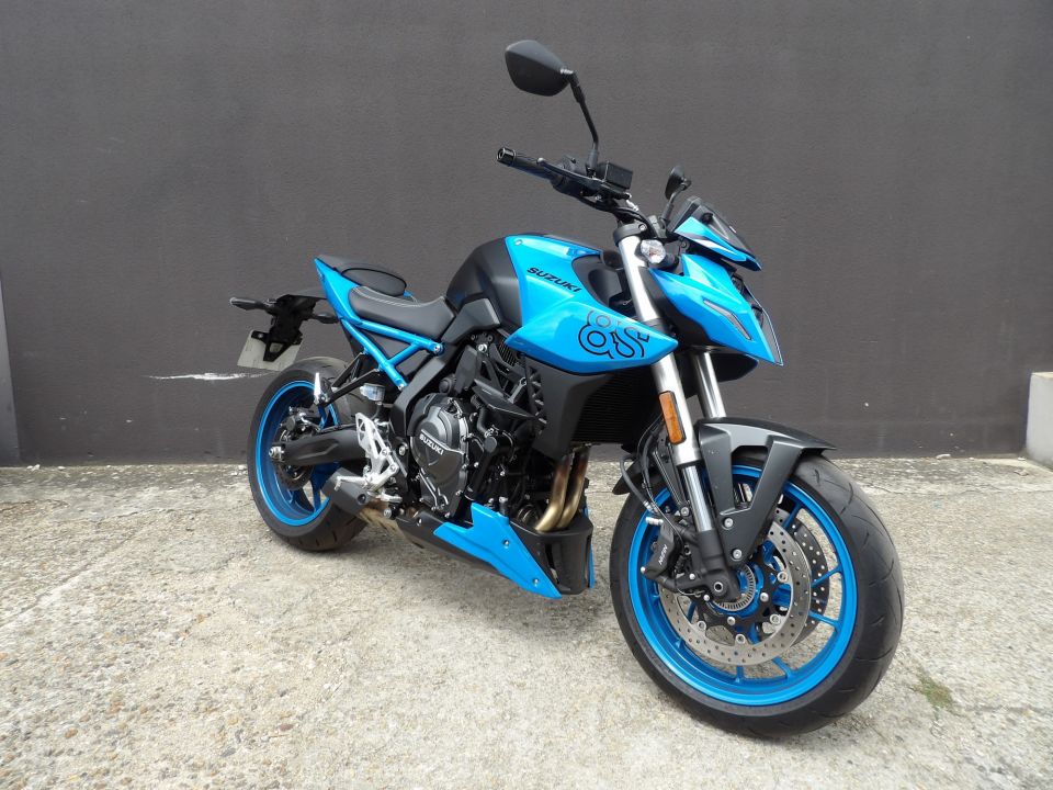 SUZUKI GSX-8S A2 2