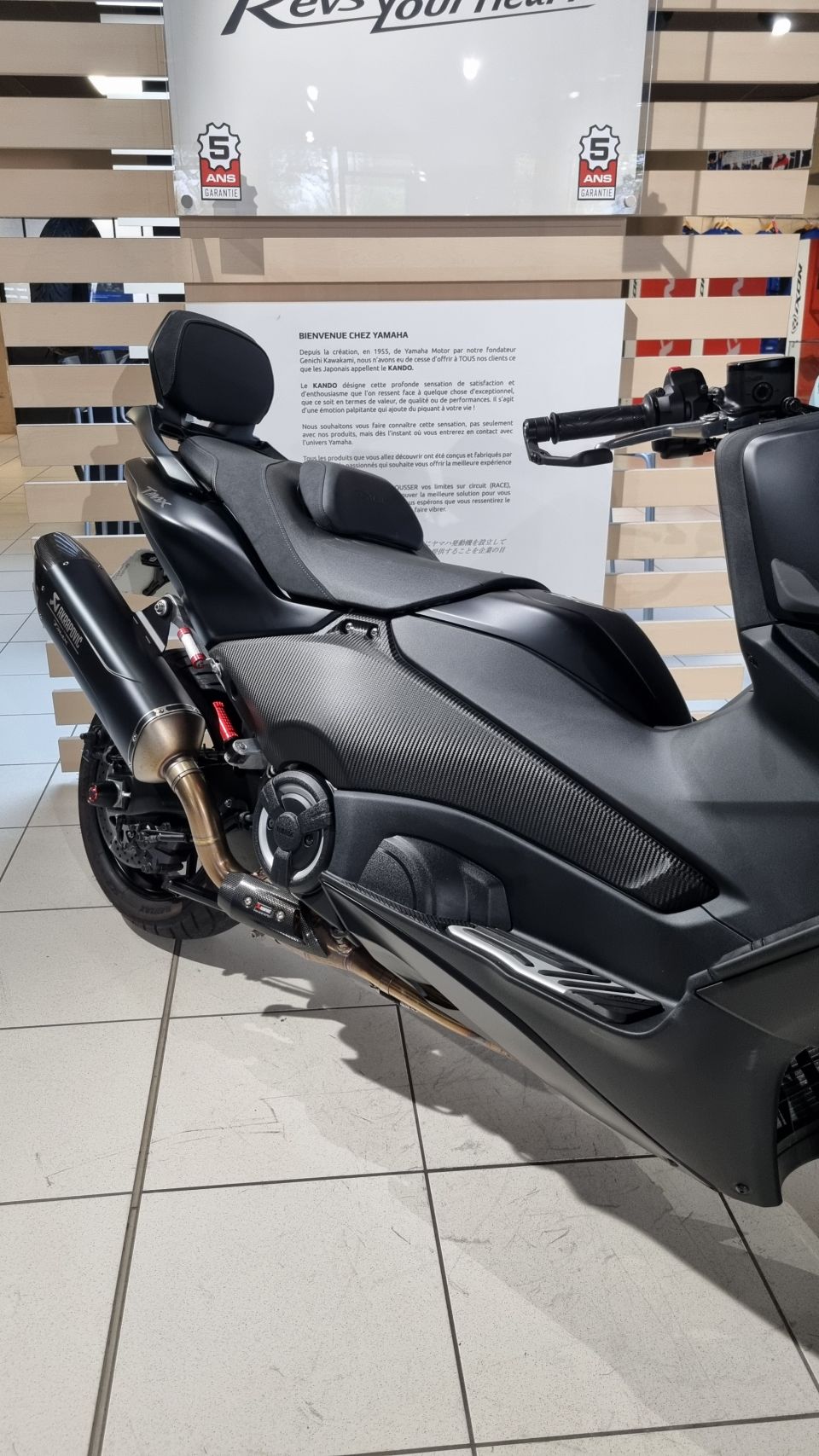 YAMAHA XP T-MAX 560 2