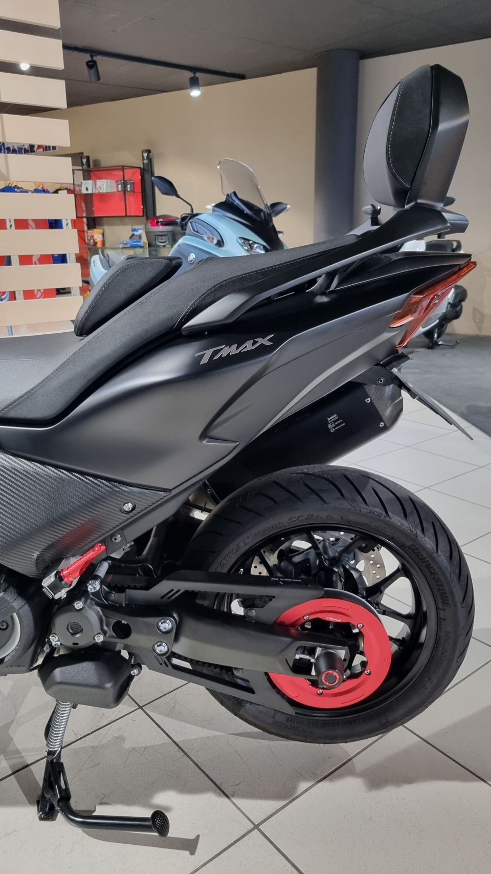 YAMAHA XP T-MAX 560 7