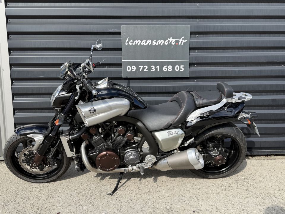 YAMAHA V-MAX 1700 15