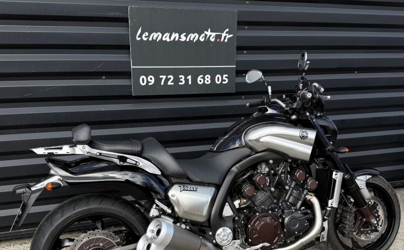 YAMAHA V-MAX 1700 5