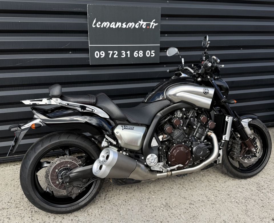 YAMAHA V-MAX 1700 5