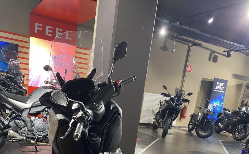 YAMAHA XMAX 125 TECH MAX 2