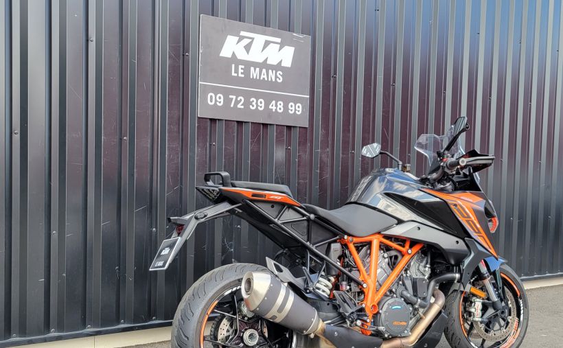 KTM 1290 SUPER DUKE GT 5