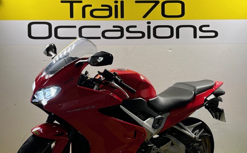 HONDA VFR 800 F 48