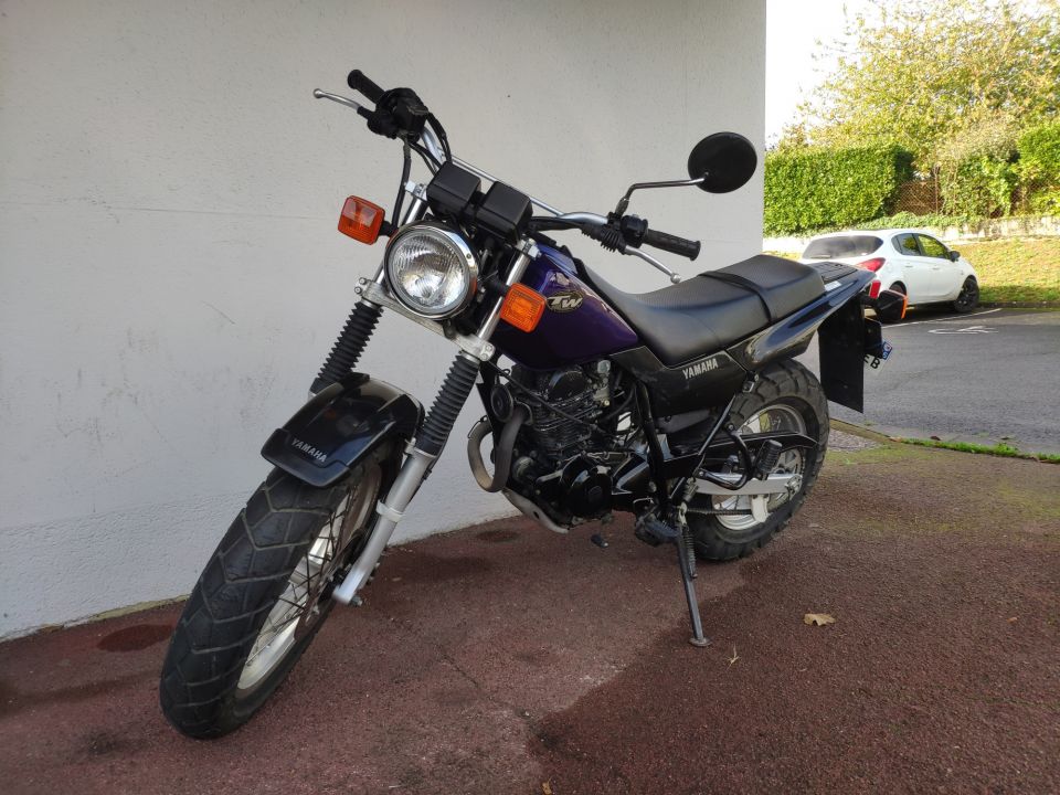 YAMAHA TW 125 1