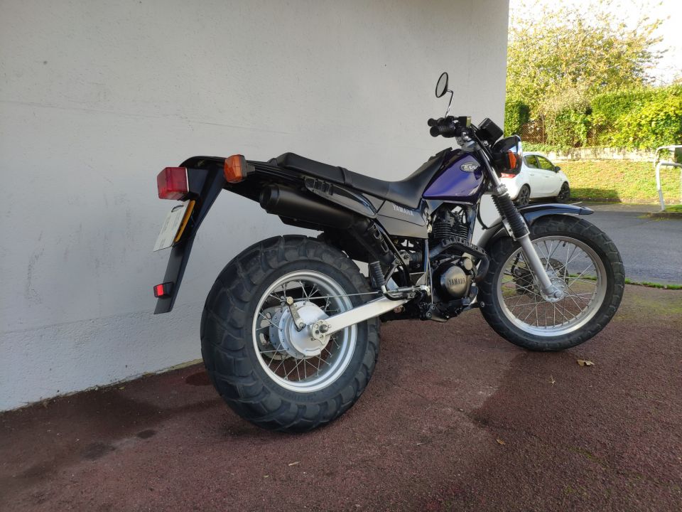 YAMAHA TW 125 2