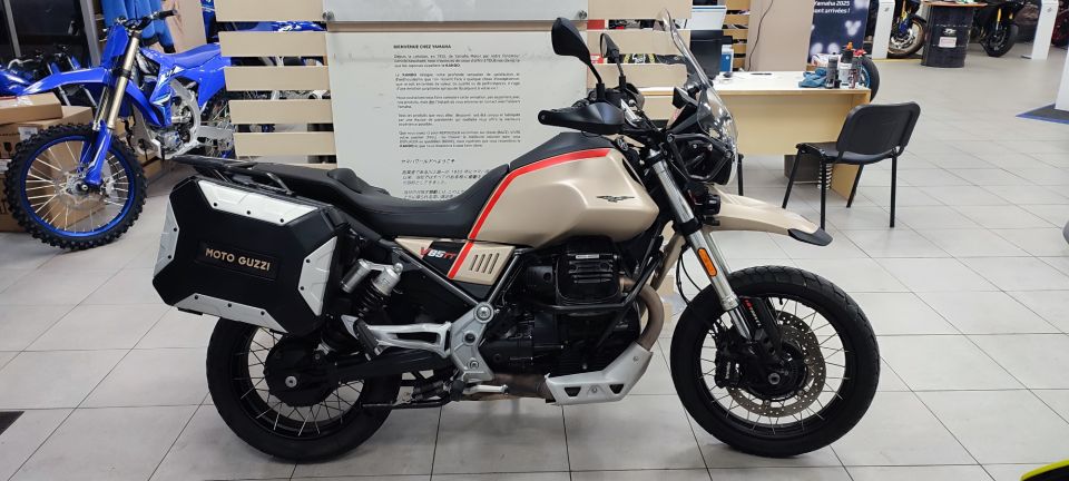 MOTO GUZZI V85 TT TRAVEL PACK 850 0