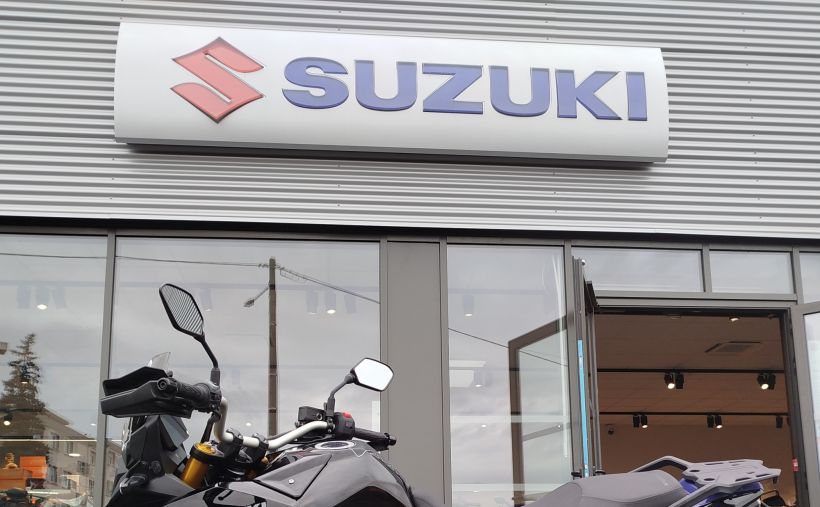 SUZUKI DL V-STROM 800DE 1