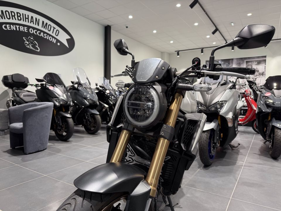 HONDA CB650R Neo Sports Café 20