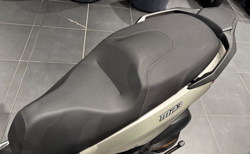 PIAGGIO MP3 530 HPE EXCLUSIVE 15