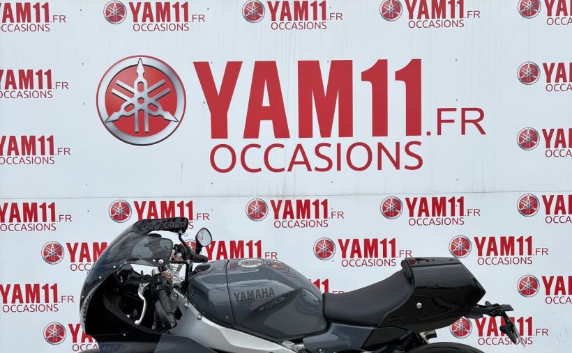 YAMAHA XSR 900 GP 2